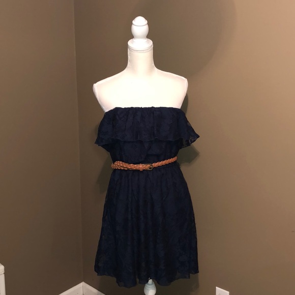 Trixxi Dresses & Skirts - NWT - JUNIORS (Trixxi) Lace Dress